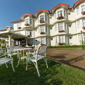 Galway Heights 4* Нувара-Элия